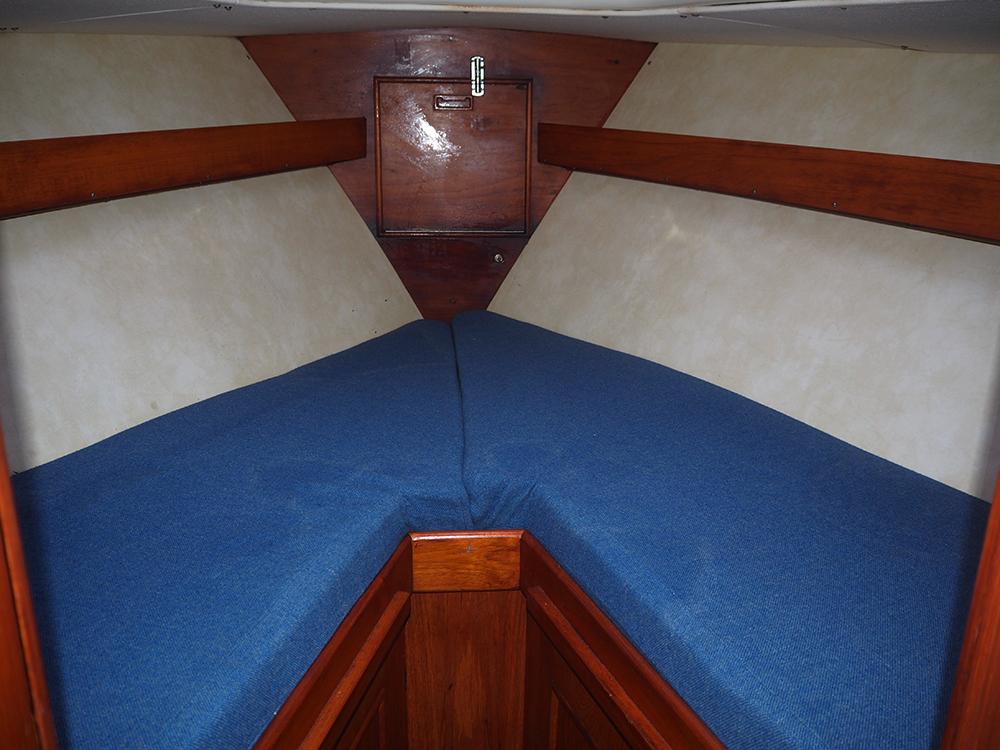 Cabin en avant, H&eacute;bergements